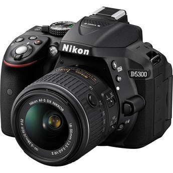 Nikon D5300 Body + AF 18-200 mm lens VC Tamron Lens + Bag + Memory Card